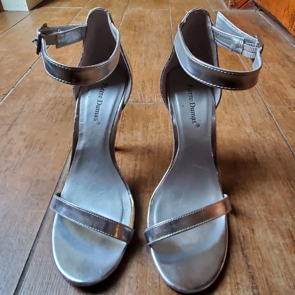 Silver Pierre Dumas Stillettos, sz 8. - Picture 3 of 4